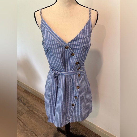 Zaful Striped blue and white L dress tunic top straps  and belt EUC - Picture 1 of 12